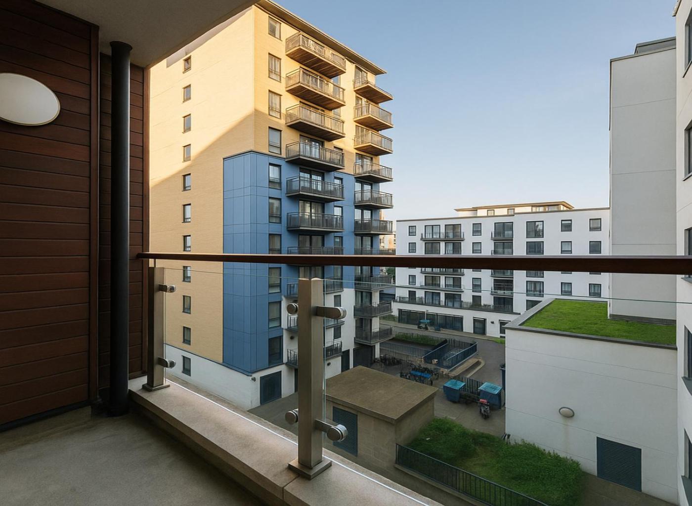 Modern Flat On Tower Bridge Road - Walk To Borough Market